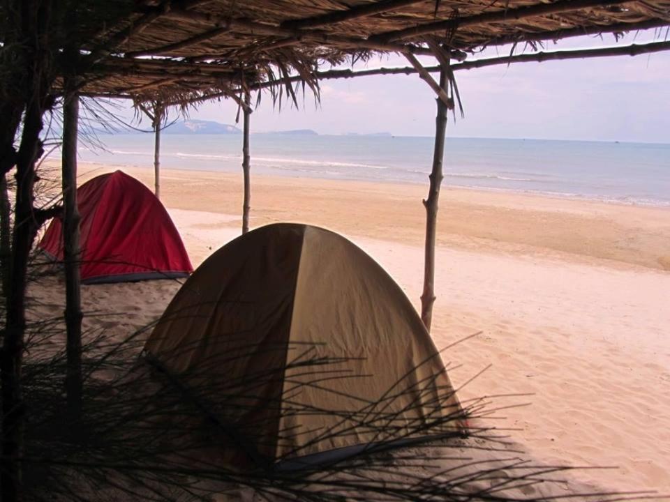 Hotel Shalom Camp à El Nido Extérieur photo