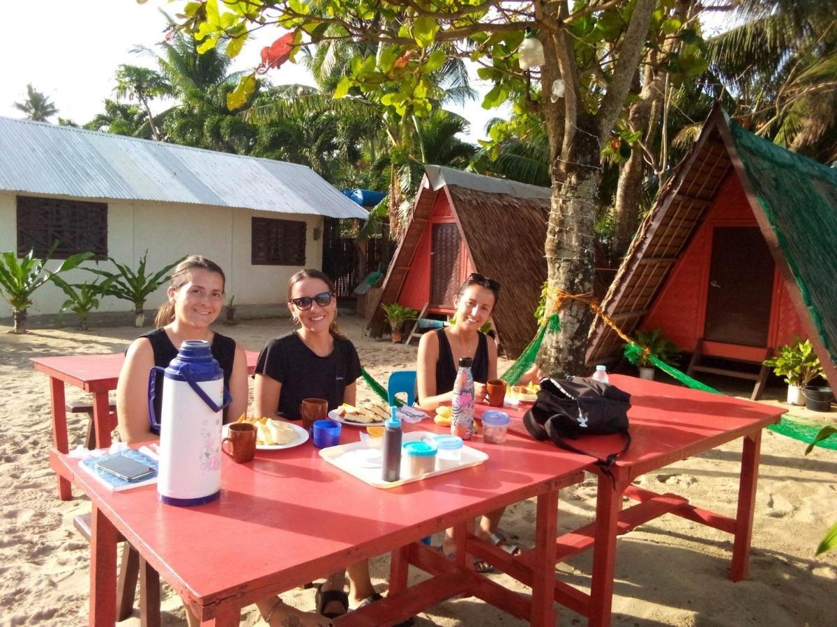 Hotel Shalom Camp à El Nido Extérieur photo