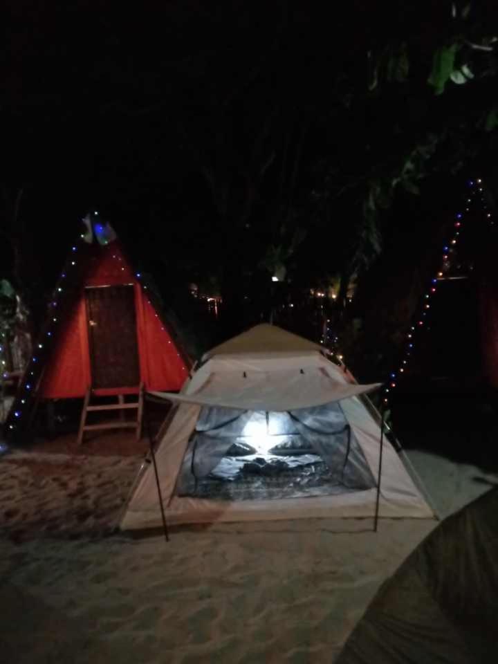 Hotel Shalom Camp à El Nido Extérieur photo
