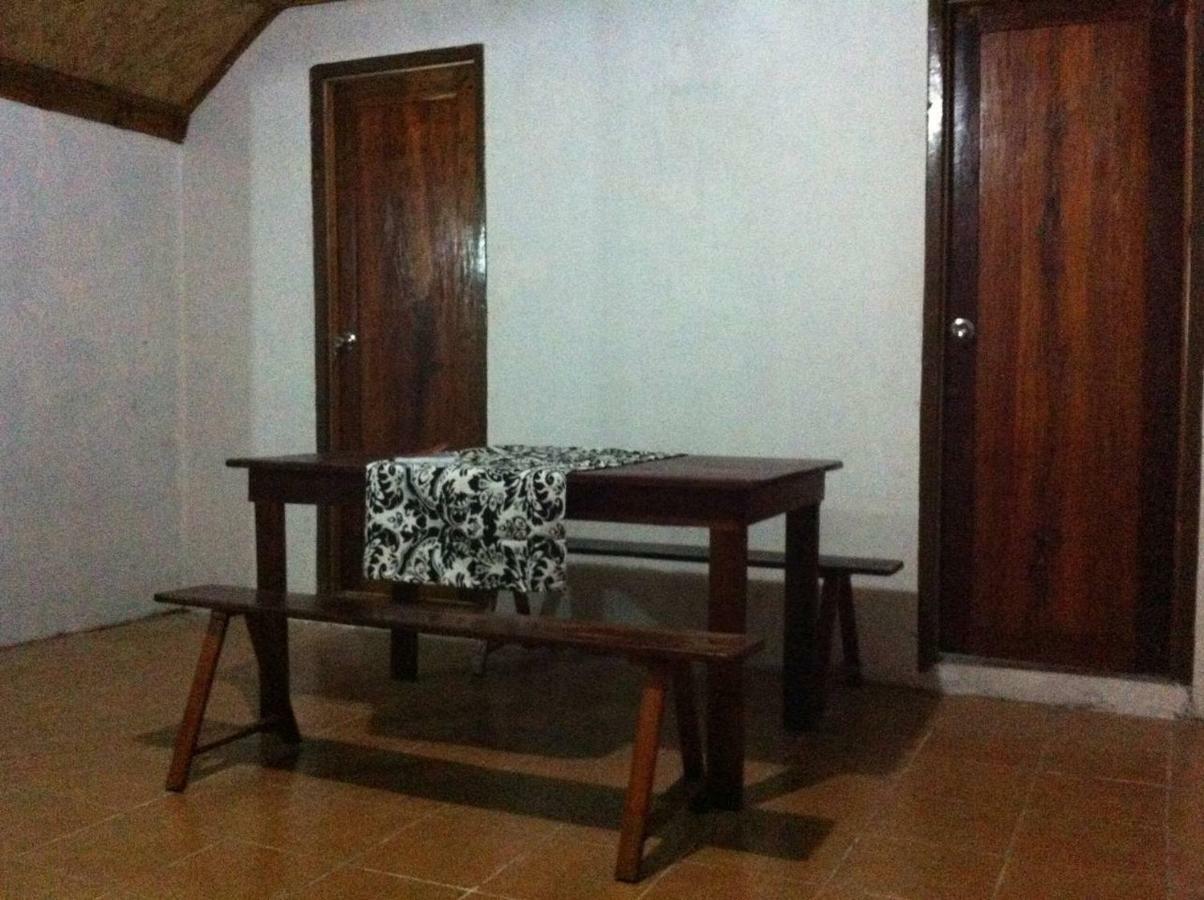 Hotel Shalom Camp à El Nido Extérieur photo